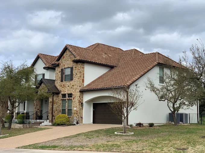 White stucco exterior painting Bee Cave TX